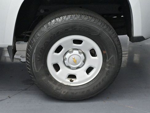 Used 2019 Chevrolet Colorado W/T RWD image 28