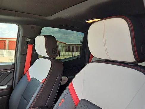 Certified 2023 GMC Canyon AT4X w/ Edition 1 AWD/4WD image 12