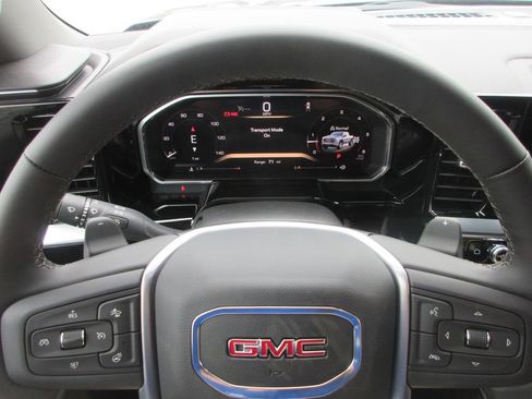 New 2026 GMC Sierra 1500 SLT w/ SLT Convenience Package AWD/4WD image 17