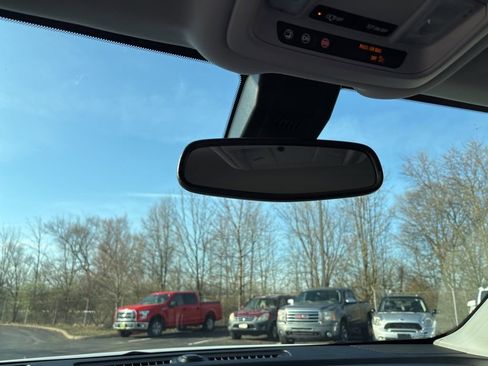 Used 2020 GMC Terrain SLE w/ Driver Convenience Package image 30