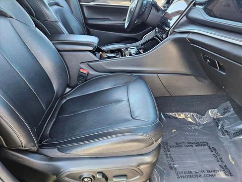 Used 2022 Jeep Grand Cherokee L Limited w/ Trailer Tow Group (B) image 21