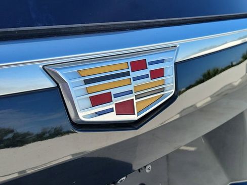 Certified 2023 Cadillac Escalade Luxury RWD image 10