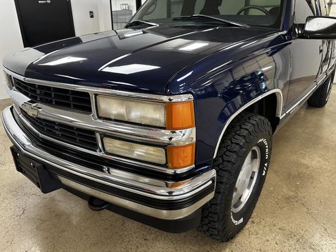 Used 1998 Chevrolet Silverado 1500 4x4 Extended Cab w/ Preferred Equipment Group 2 image 6