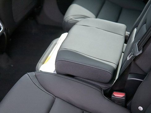 New 2025 Volvo EX90 Ultra image 21