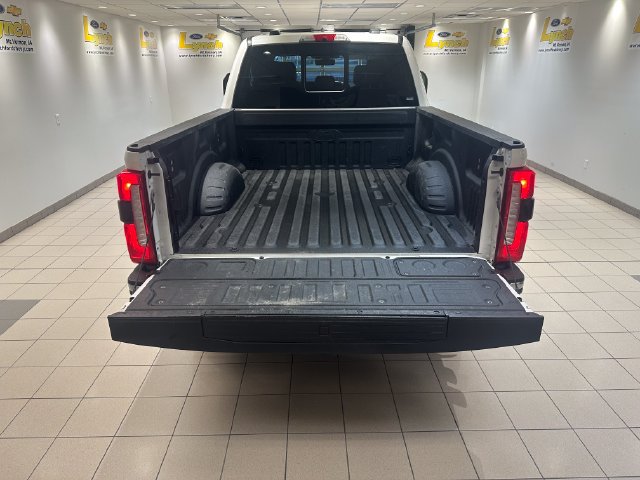 Certified 2024 Ford F250 Lariat w/ Lariat Ultimate Package AWD/4WD image 25