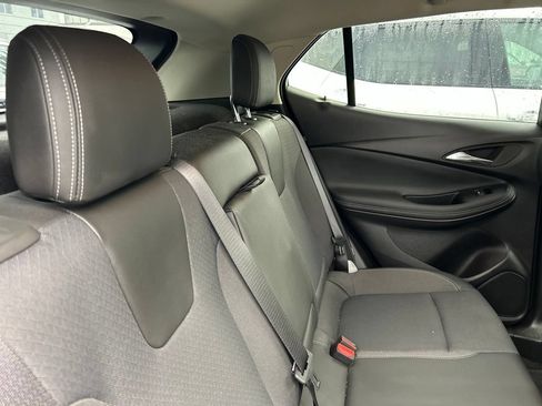 Used 2023 Buick Encore GX Select w/ Sport Touring Package FWD image 12