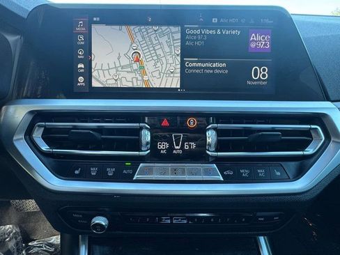 Used 2020 BMW 330i Sedan w/ Convenience Package image 15