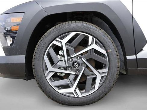 Certified 2026 Hyundai Kona SEL Premium FWD image 9