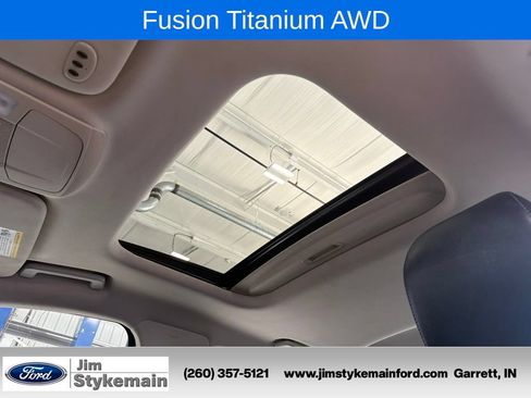 Used 2020 Ford Fusion Titanium AWD/4WD image 30