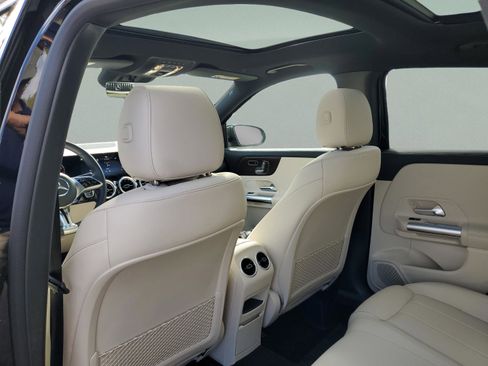 Certified 2025 Mercedes-Benz GLA 250 image 6