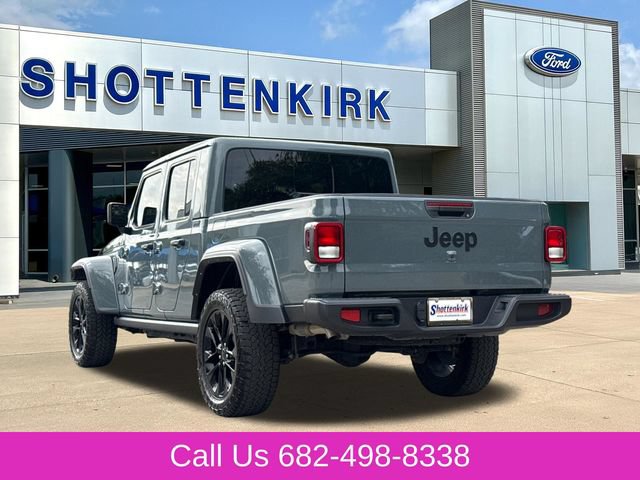 Used 2025 Jeep Gladiator Sport AWD/4WD image 7