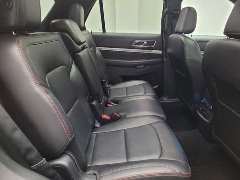 Used 2018 Ford Explorer Sport w/ Equipment Group 401A AWD/4WD image 19