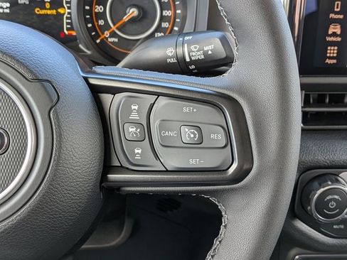 New 2025 Jeep Gladiator Sport image 26