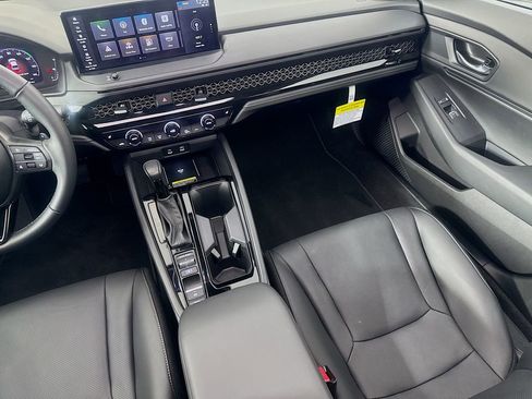 Certified 2025 Honda Accord EX-L image 28