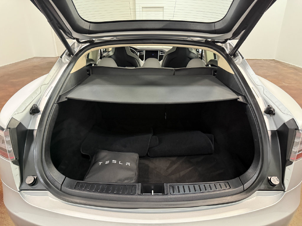 Used 2013 Tesla Model S Performance RWD image 60
