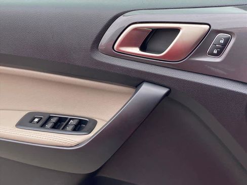 Used 2020 Ford Ranger Lariat w/ Equipment Group 501A Mid image 23