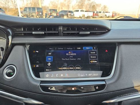 Used 2021 Cadillac XT5 Sportv image 13