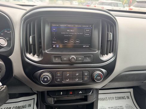 Used 2021 Chevrolet Colorado W/T RWD image 17