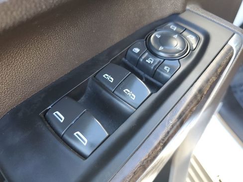 Used 2022 GMC Sierra 2500 Denali w/ Denali Ultimate Package image 22