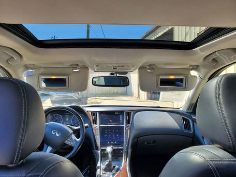 Used 2015 INFINITI Q50 Premium w/ Deluxe Touring Package image 34