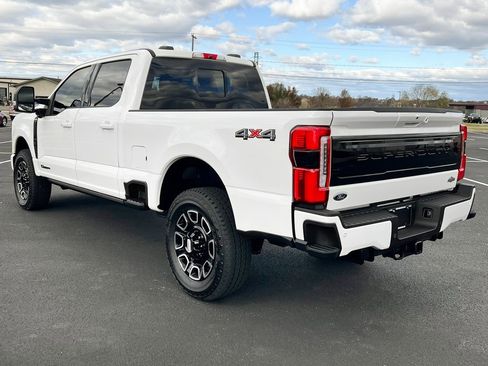 Used 2025 Ford F250 Platinum image 13