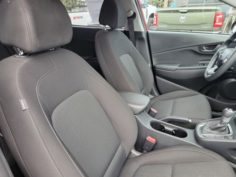 Used 2022 Hyundai Kona SEL image 19