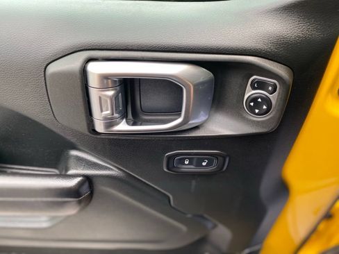 Used 2018 Jeep Wrangler Unlimited Rubicon w/ Steel Bumper Group AWD/4WD image 20