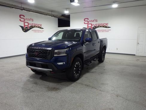 Used 2022 Nissan Frontier PRO-4X AWD/4WD image 1