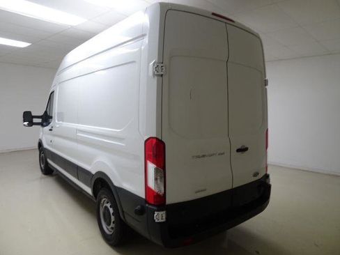 Used 2017 Ford Transit 250 148 High Roof image 4