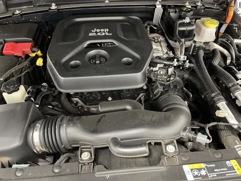 Used 2022 Jeep Wrangler Unlimited Rubicon 4xe w/ Steel Bumper Group image 39