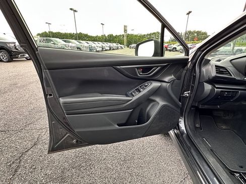 Used 2019 Subaru Crosstrek 2.0i AWD/4WD image 20