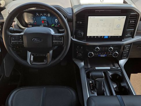 Used 2025 Ford F150 Platinum AWD/4WD image 11