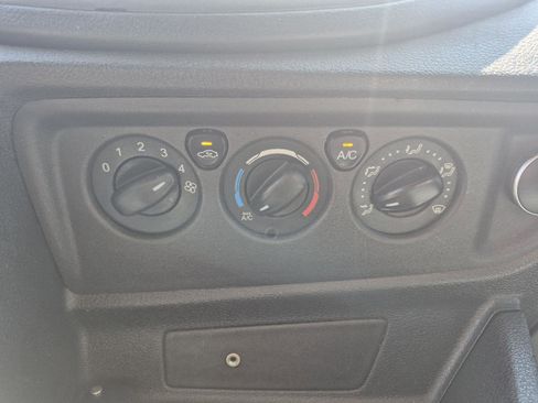 Used 2019 Ford Transit 350 XL image 15