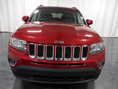 Used 2016 Jeep Compass High Altitude image 2