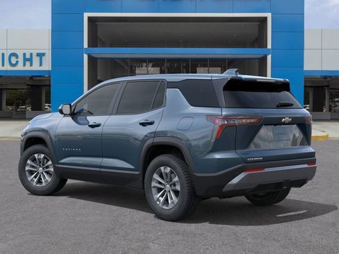 New 2026 Chevrolet Equinox LT FWD image 3