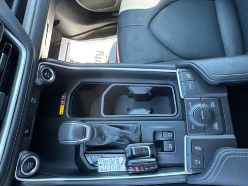 Used 2024 Toyota Grand Highlander AWD image 38