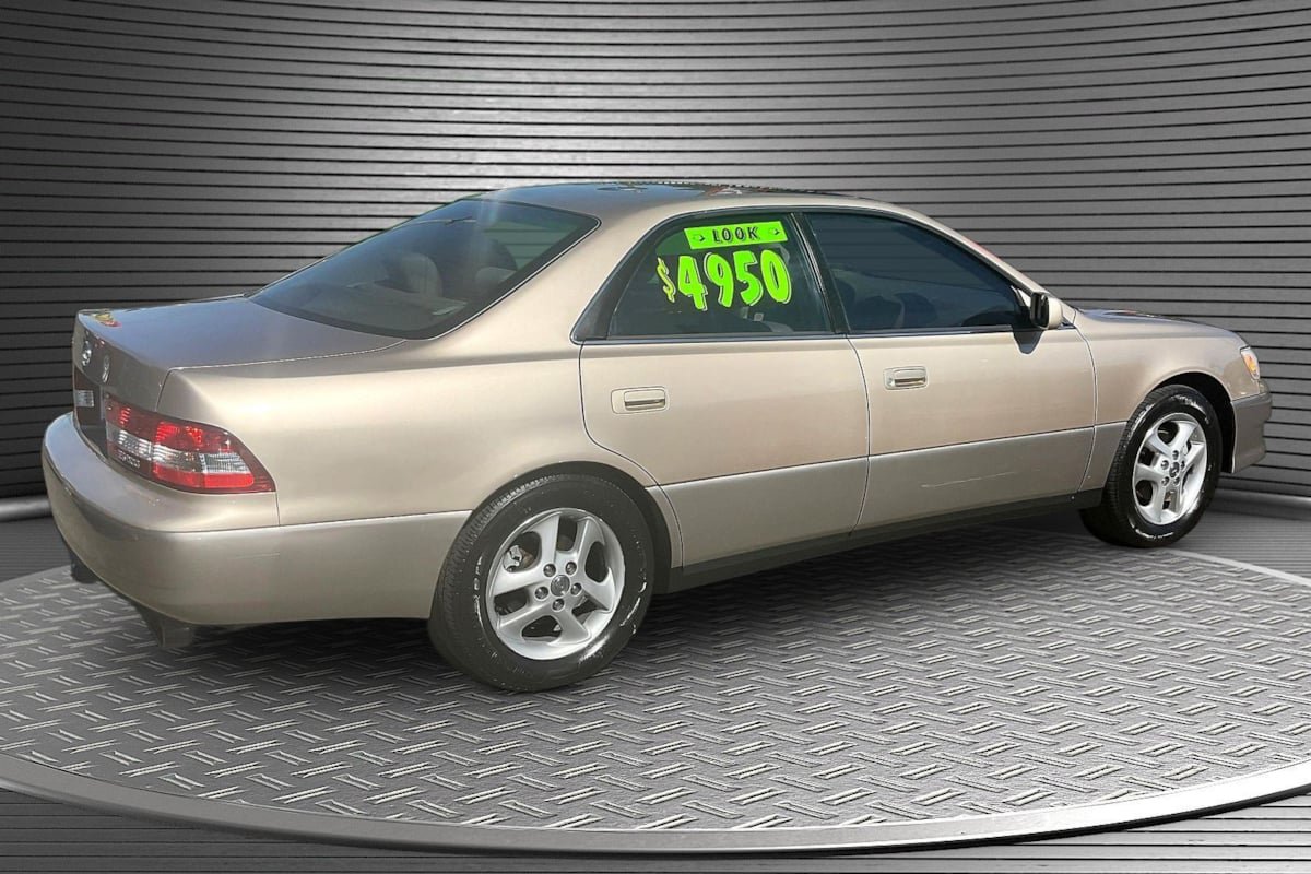 Used 2000 Lexus ES 330 w/ Lexus Value Pkg FWD image 6