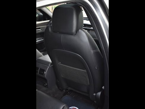 Used 2016 Jaguar XF S image 25