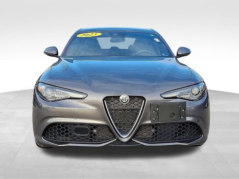Used 2023 Alfa Romeo Giulia Ti image 2