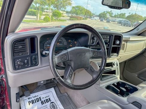 Used 2006 Chevrolet Silverado 2500 LT w/ Onstar Plus Package RWD image 13
