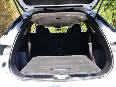 Used 2024 Mitsubishi Outlander ES image 31