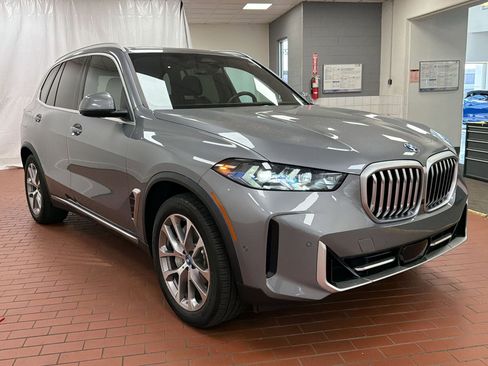 Certified 2025 BMW X5 xDrive50e w/ Parking Assistance Package image 7