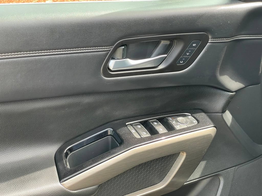 Certified 2023 Nissan Pathfinder Platinum AWD/4WD image 15