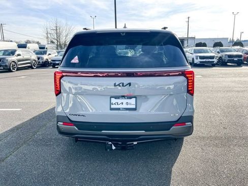 New 2026 Kia Carnival SX Prestige FWD image 9