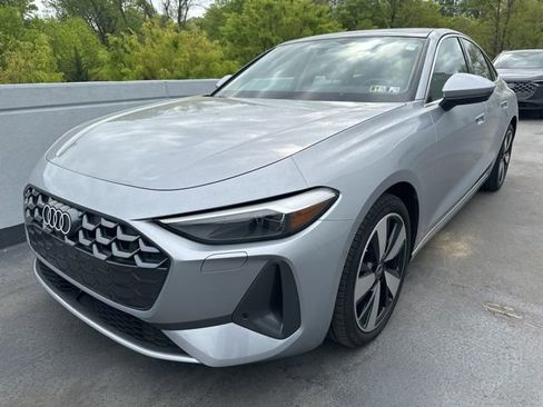 Used 2025 Audi A5 2.0T Premium w/ Convenience Package AWD/4WD image 3