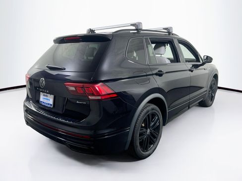 Used 2022 Volkswagen Tiguan SE R-Line image 5