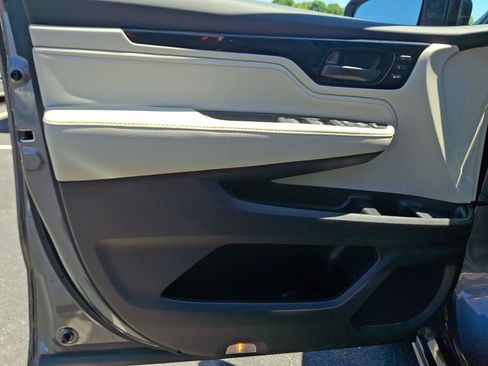 Certified 2026 Honda Odyssey Touring image 12