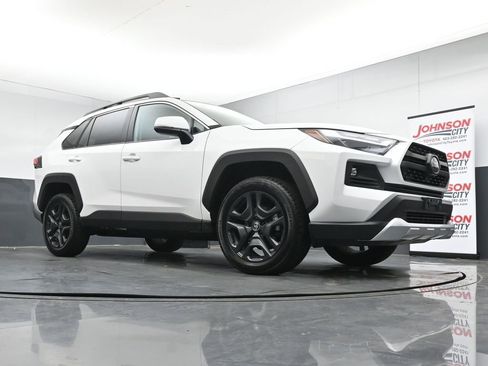 Used 2024 Toyota RAV4 Adventure AWD/4WD image 32