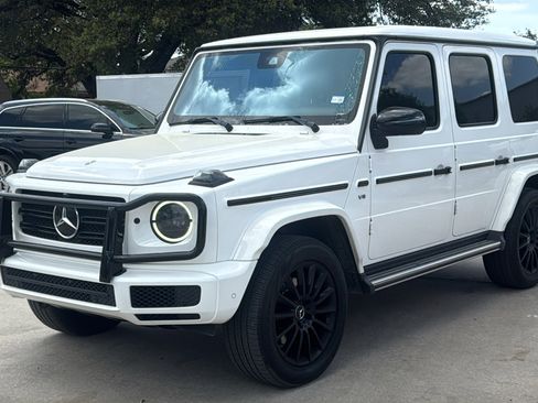 Used 2022 Mercedes-Benz G 550 image 3
