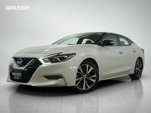 Used 2017 Nissan Maxima Platinum image 1